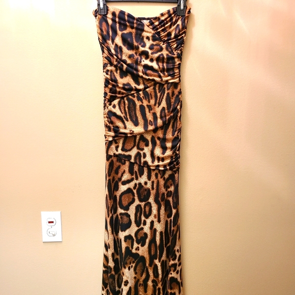 Dress - Picture 1 of 2